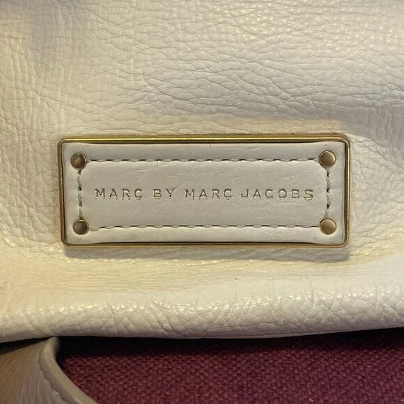 Marc Jacobs Grey and White Crossbody Purse - Picture 2 of 9